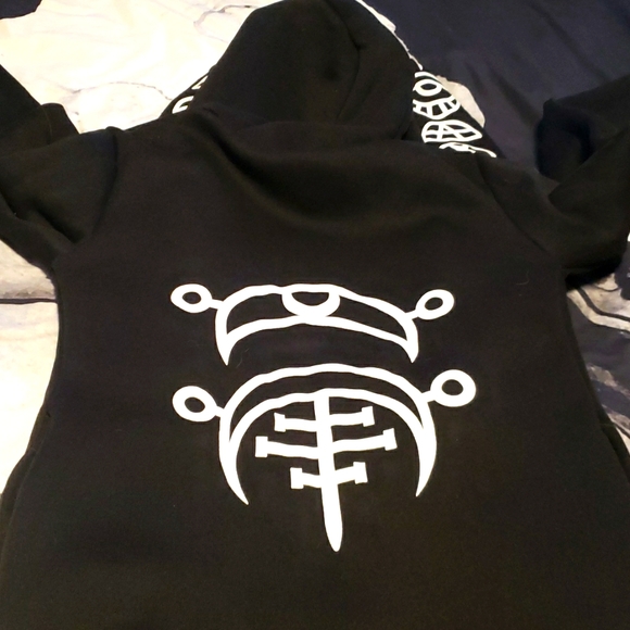 Witchy Alchemy Cloak - Picture 3 of 3